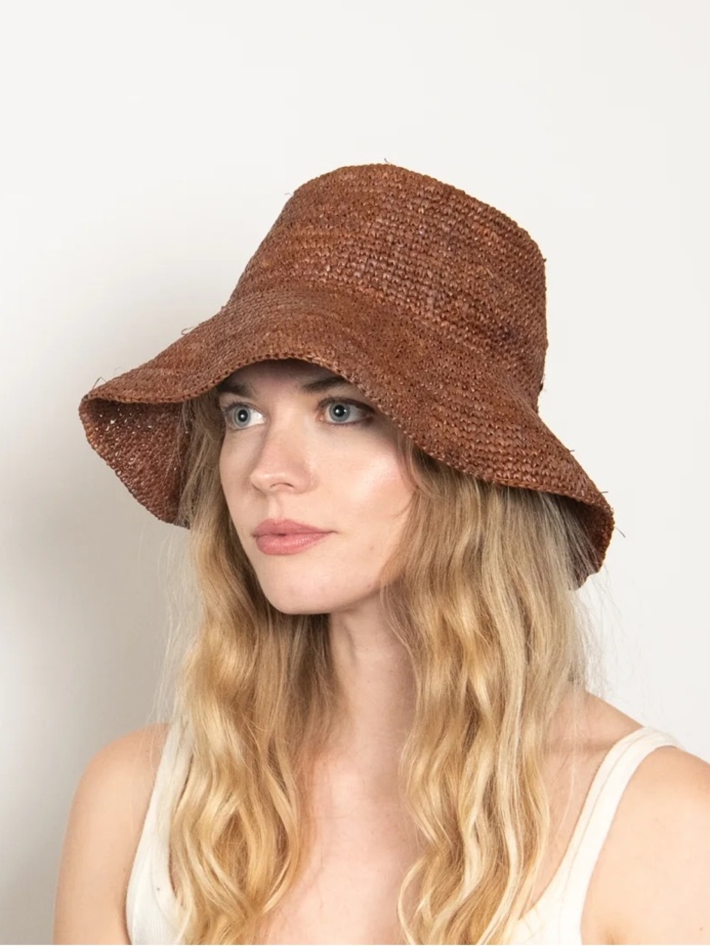 {Wyeth} Brand New Tali Raffia Packable Bucket Hat in Chocolate
